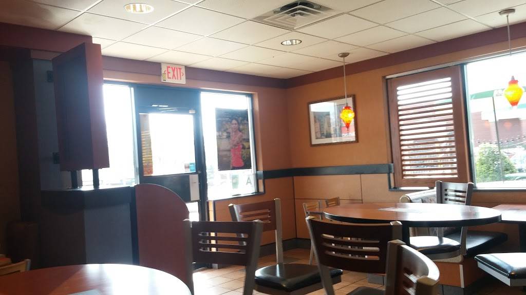 McDonalds | cafe | 2209 Taylorsville Rd, Louisville, KY 40205, USA | 5024546806 OR +1 502-454-6806
