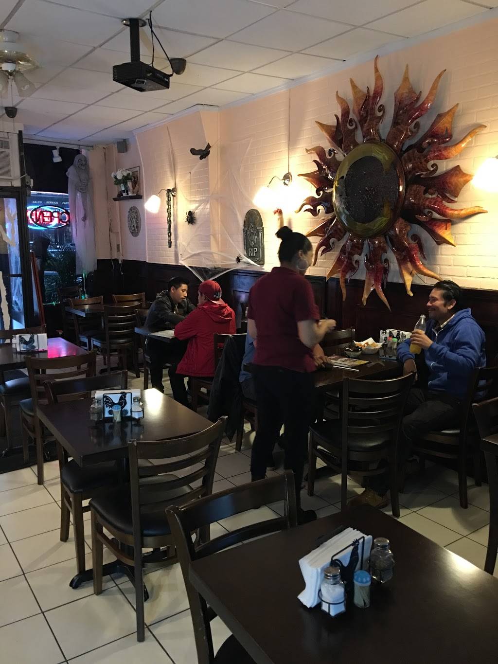 Chicanos | restaurant | 4718 New Utrecht Ave, Brooklyn, NY 11219, USA | 3472409198 OR +1 347-240-9198
