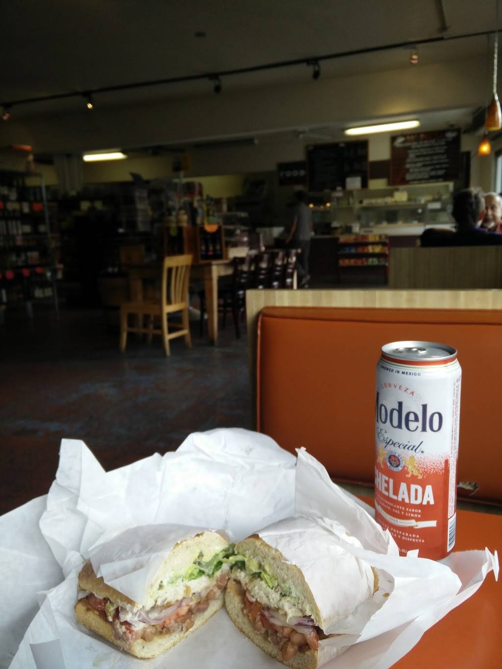 Whale of A Deli | meal takeaway | 997 Mesa Rd, Point Reyes Station, CA 94956, USA | 4156638464 OR +1 415-663-8464