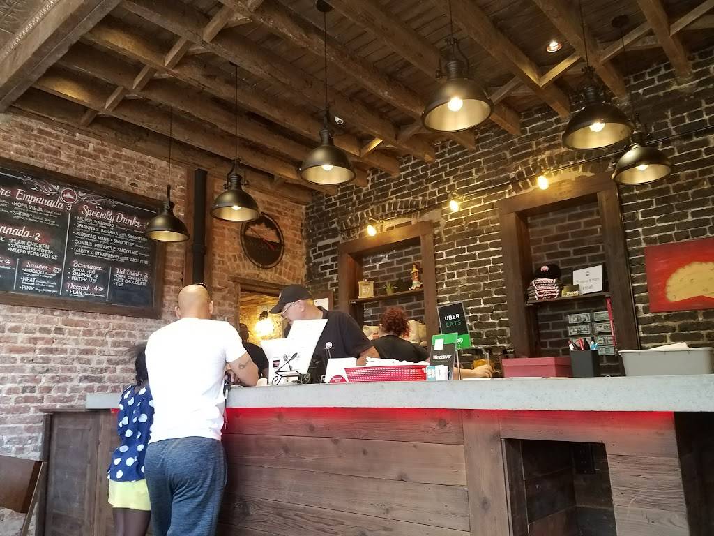 Empanada City | cafe | 363 Lincoln Rd, Brooklyn, NY 11225, USA | 7183635252 OR +1 718-363-5252