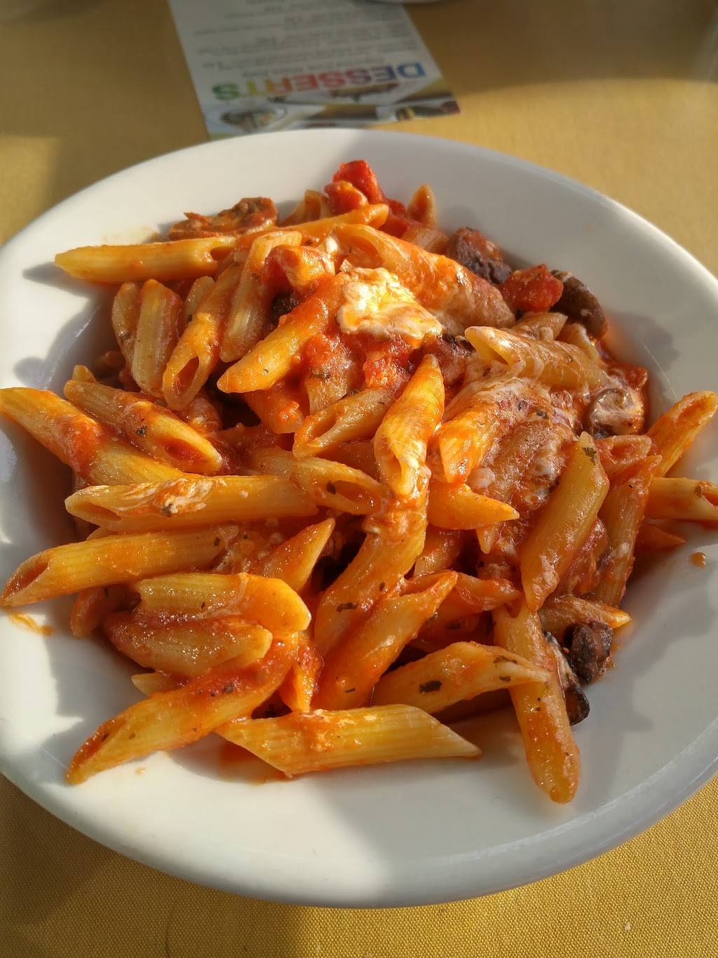 Il Tramezzino | restaurant | 454 N Canon Dr, Beverly Hills, CA 90210, USA | 3102730501 OR +1 310-273-0501