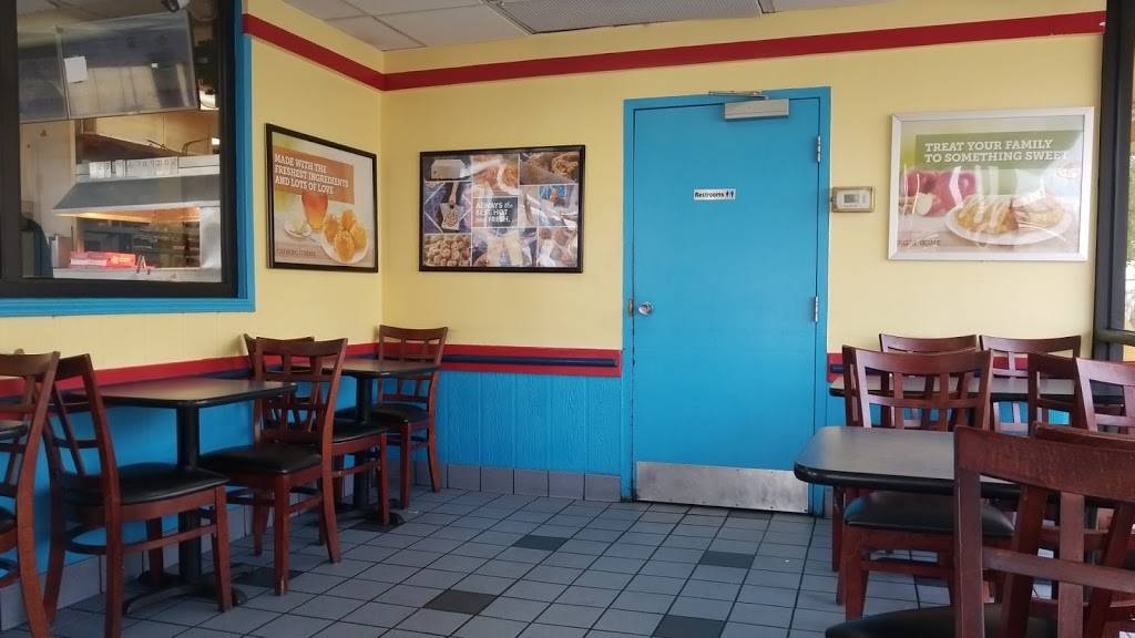 Churchs Chicken | restaurant | 600 S 5th Ave, Maywood, IL 60153, USA | 7088650713 OR +1 708-865-0713