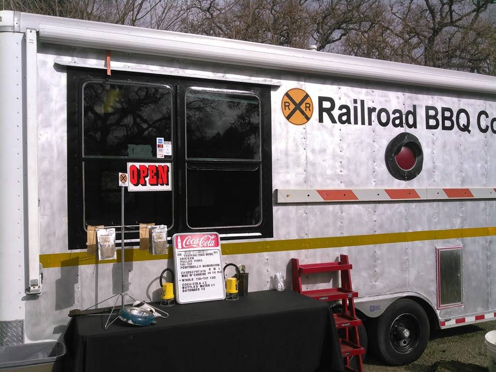 Railroad BBQ Co - Food Truck & Catering Services | restaurant | 3255 Harmony Valley Rd, Harmony, CA 93435, USA | 8052961917 OR +1 805-296-1917