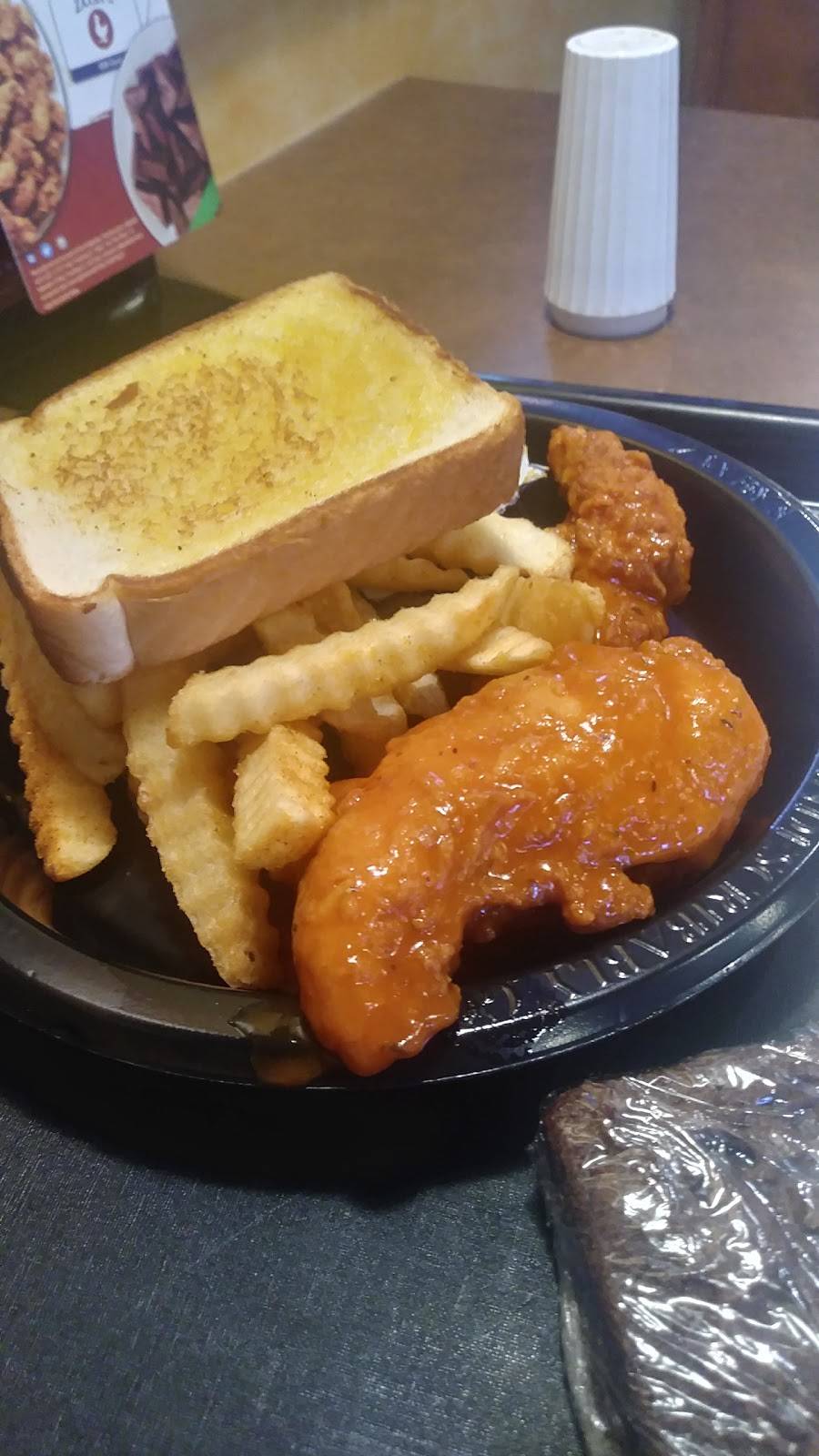 Zaxbys Chicken Fingers & Buffalo Wings | restaurant | 8895 W Colonial Dr, Ocoee, FL 34761, USA | 4072923605 OR +1 407-292-3605