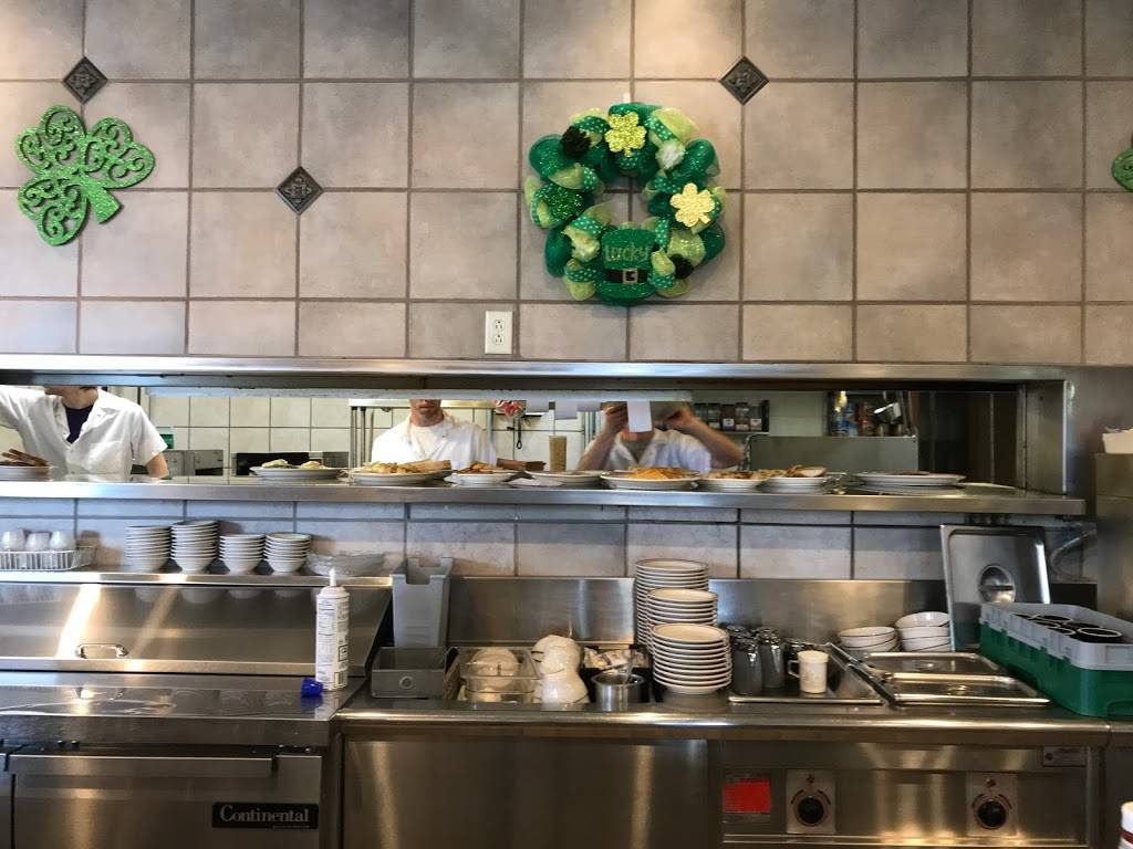 Country Club Diner | restaurant | 1743 East Ave, Rochester, NY 14610, USA | 5852717710 OR +1 585-271-7710