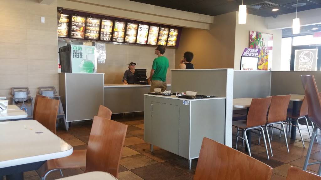 Taco Bell | meal takeaway | 9825 Balboa Blvd, Northridge, CA 91325, USA | 8183490745 OR +1 818-349-0745