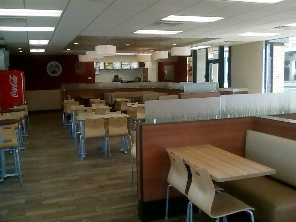 Wendys | restaurant | 325 S Centre St, Cumberland, MD 21502, USA | 3017593414 OR +1 301-759-3414