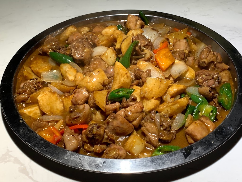 Sheng Yan Restaurant | restaurant | 900 S Jackson St #208, Seattle, WA 98104, USA | 2066233927 OR +1 206-623-3927