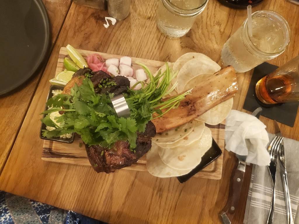 American Kitchen Bar & Grill | restaurant | 1905 Hotel Plaza Blvd, Lake Buena Vista, FL 32830, USA | 4078273080 OR +1 407-827-3080