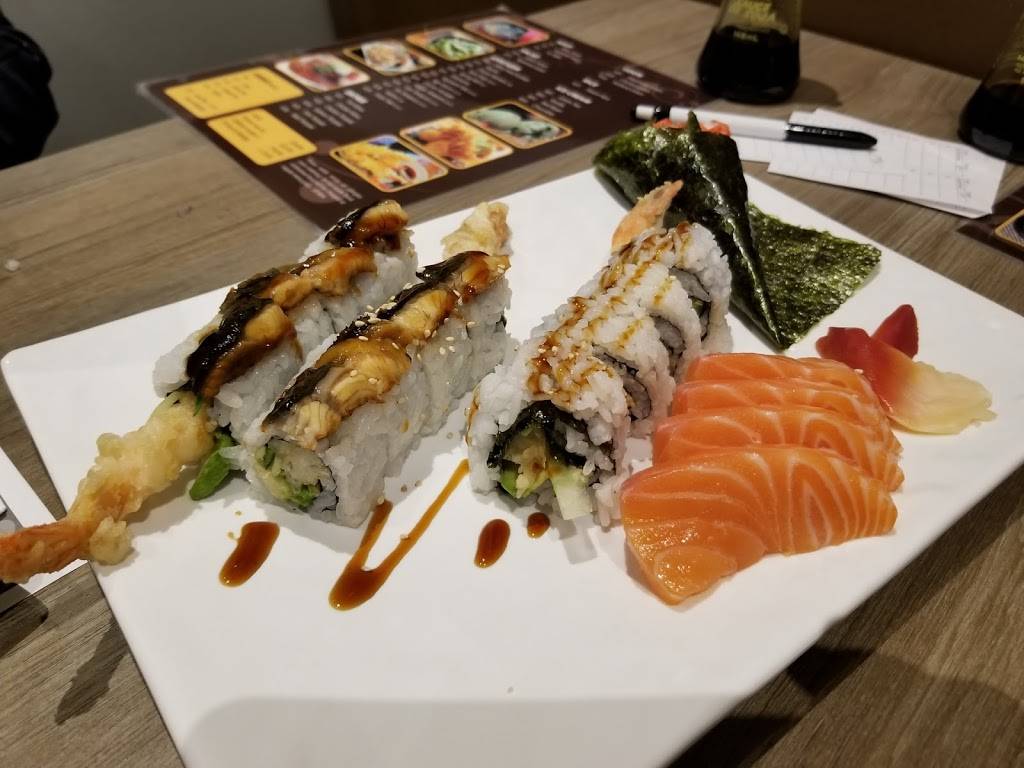 Bikkuri Japanese Restaurant | restaurant | 2197 Queen St E, Toronto, ON M4E 1E5, Canada | 4166935775 OR +1 416-693-5775