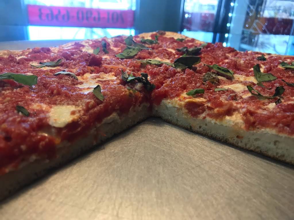 Franco’s Pizza | meal delivery | 6 S Kinderkamack Rd, Montvale, NJ 07645, USA | 2016906563 OR +1 201-690-6563