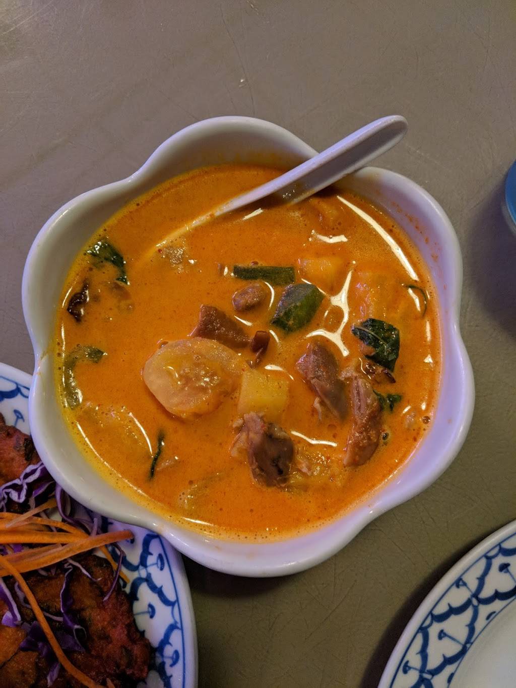 Chilli Thai | restaurant | 2114, 10889 Pico Blvd, Los Angeles, CA 90064, USA | 3104419443 OR +1 310-441-9443