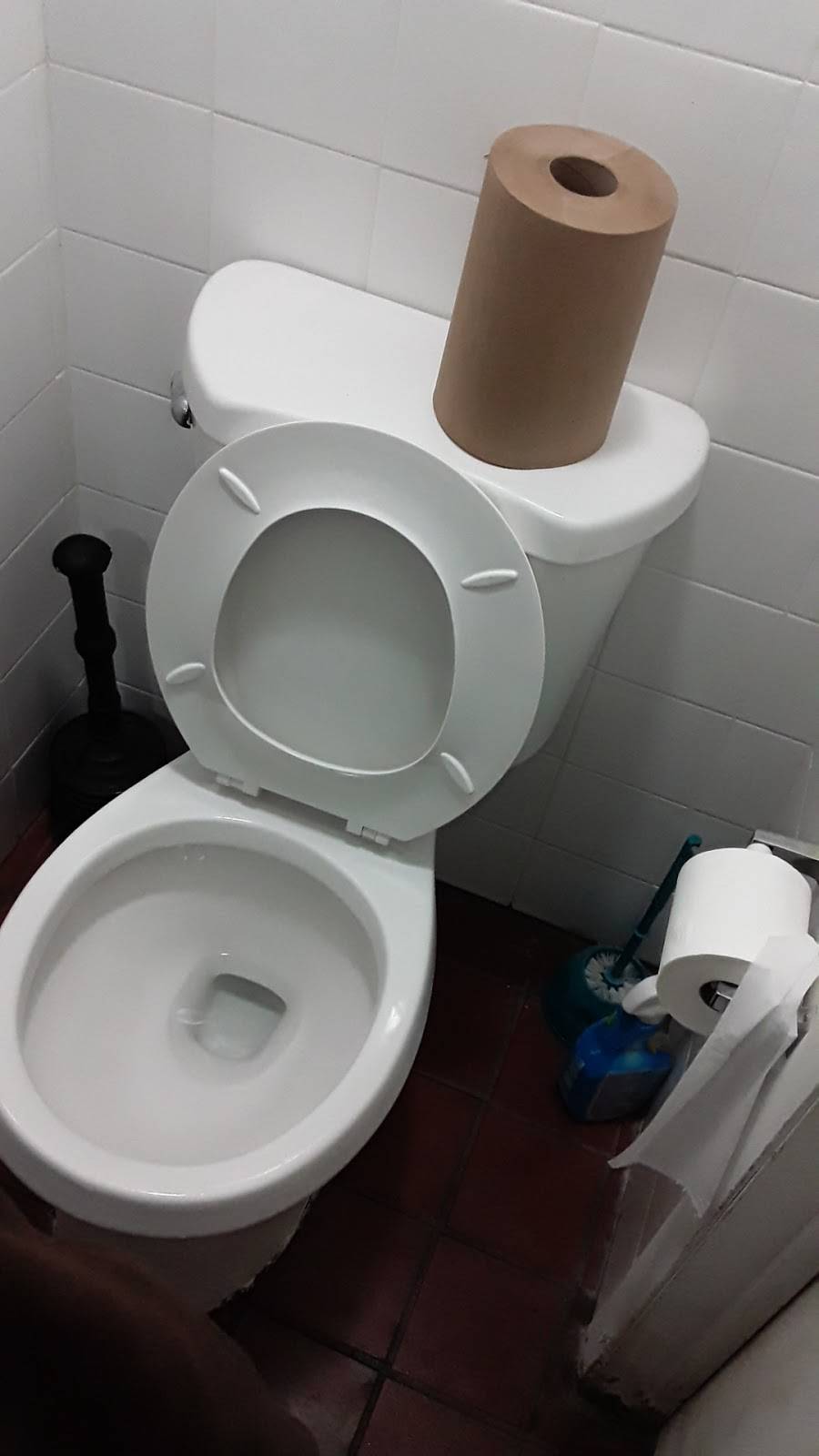 Jumbo Steak Hoagies and Fried Chicken | meal takeaway | 4100 Lancaster Ave, Philadelphia, PA 19104, USA | 2153825227 OR +1 215-382-5227