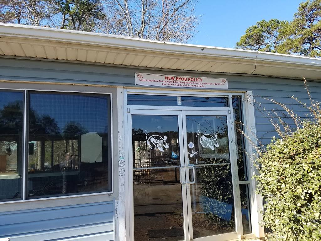 Skogies Lakefront Restaurant | restaurant | 2151 Dawsonville Hwy, Gainesville, GA 30501, USA | 6784501310 OR +1 678-450-1310