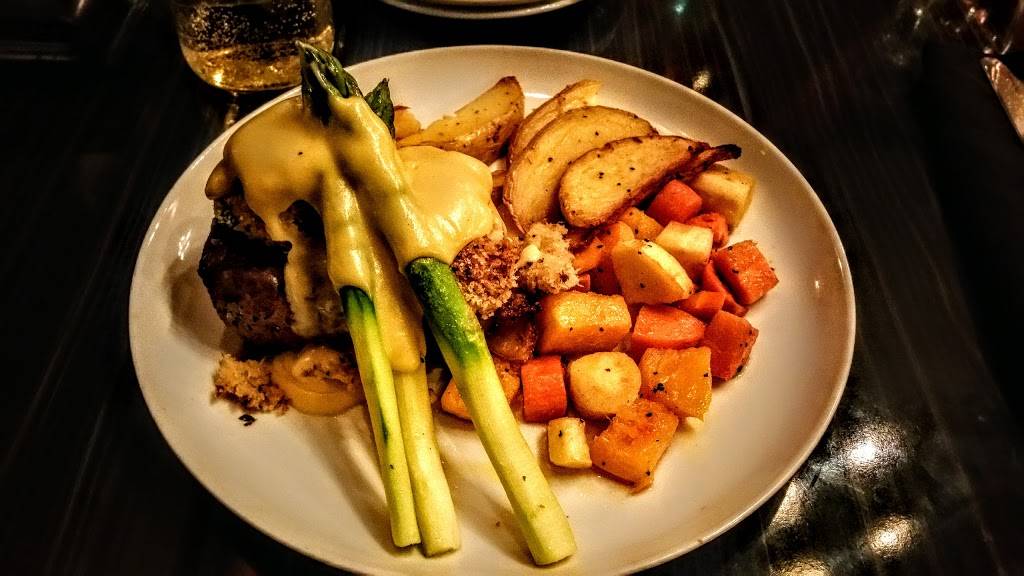 York Rd Kitchen & Chocolate Bar | restaurant | 648 York Rd, Guelph, ON N1E 3J3, Canada | 5197636333 OR +1 519-763-6333