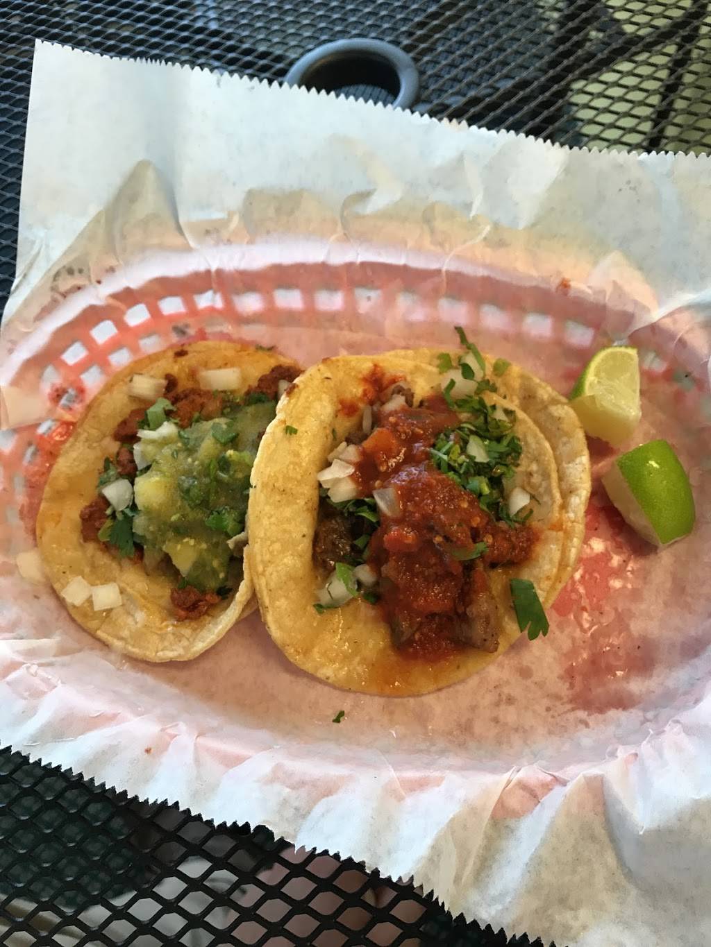 Js Snackland Tacos | restaurant | 2585 Spring Rd SE, Smyrna, GA 30080, USA | 6782131016 OR +1 678-213-1016