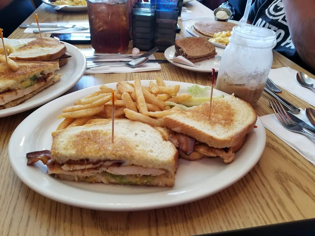 Cahoots Corner Cafe | restaurant | 110 E F St, Oakdale, CA 95361, USA | 2098480955 OR +1 209-848-0955