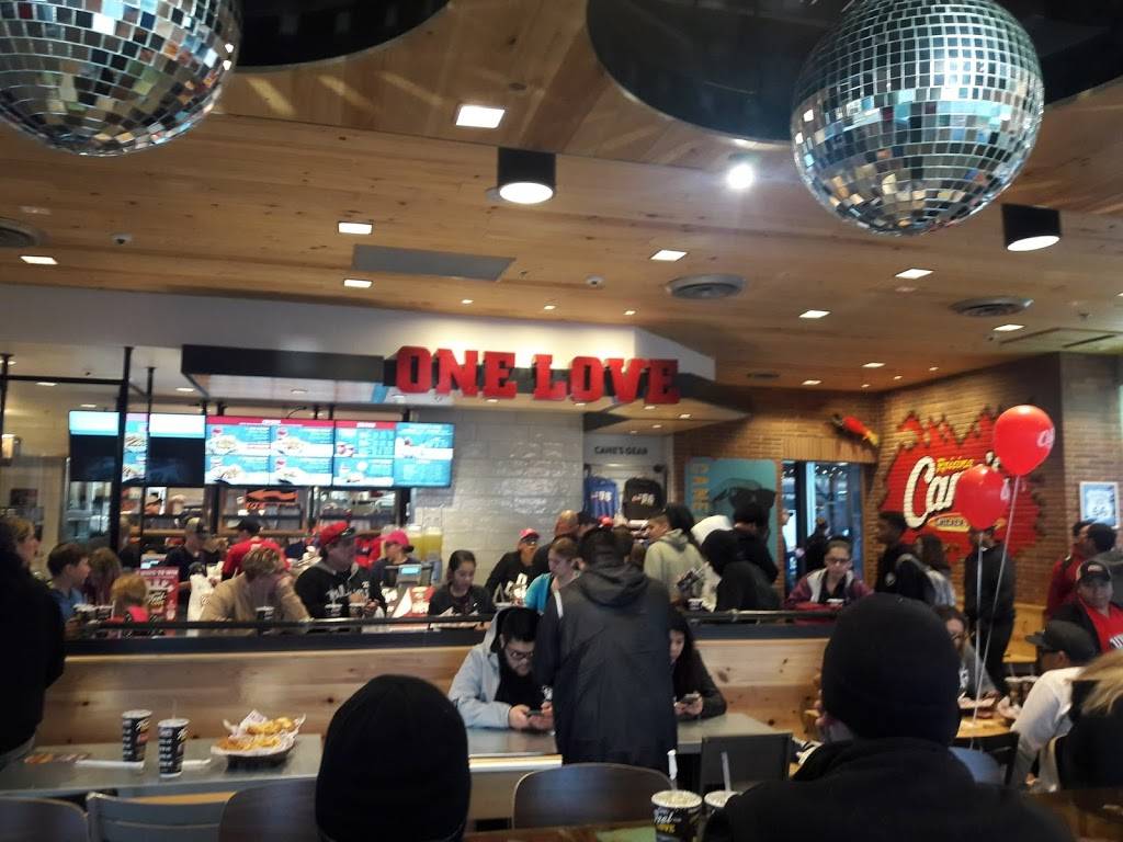 Raising Canes Chicken Fingers | meal takeaway | 183 E Foothill Blvd, Upland, CA 91786, USA | 9095790384 OR +1 909-579-0384