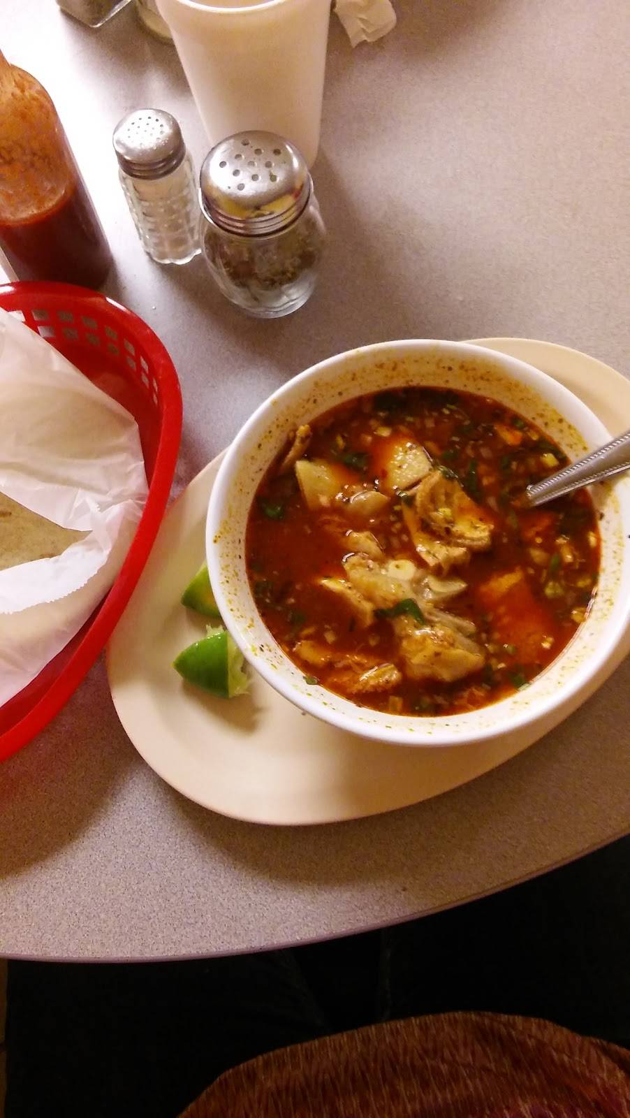 Las Delicias Taqueria Asian Food & Bakery | restaurant | 935 W Tulsa St, Siloam Springs, AR 72761, USA | 4792381205 OR +1 479-238-1205