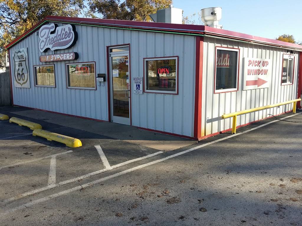 Freddies Hamburgers | restaurant | 9130 E 11th St, Tulsa, OK 74112, USA | 9188365600 OR +1 918-836-5600