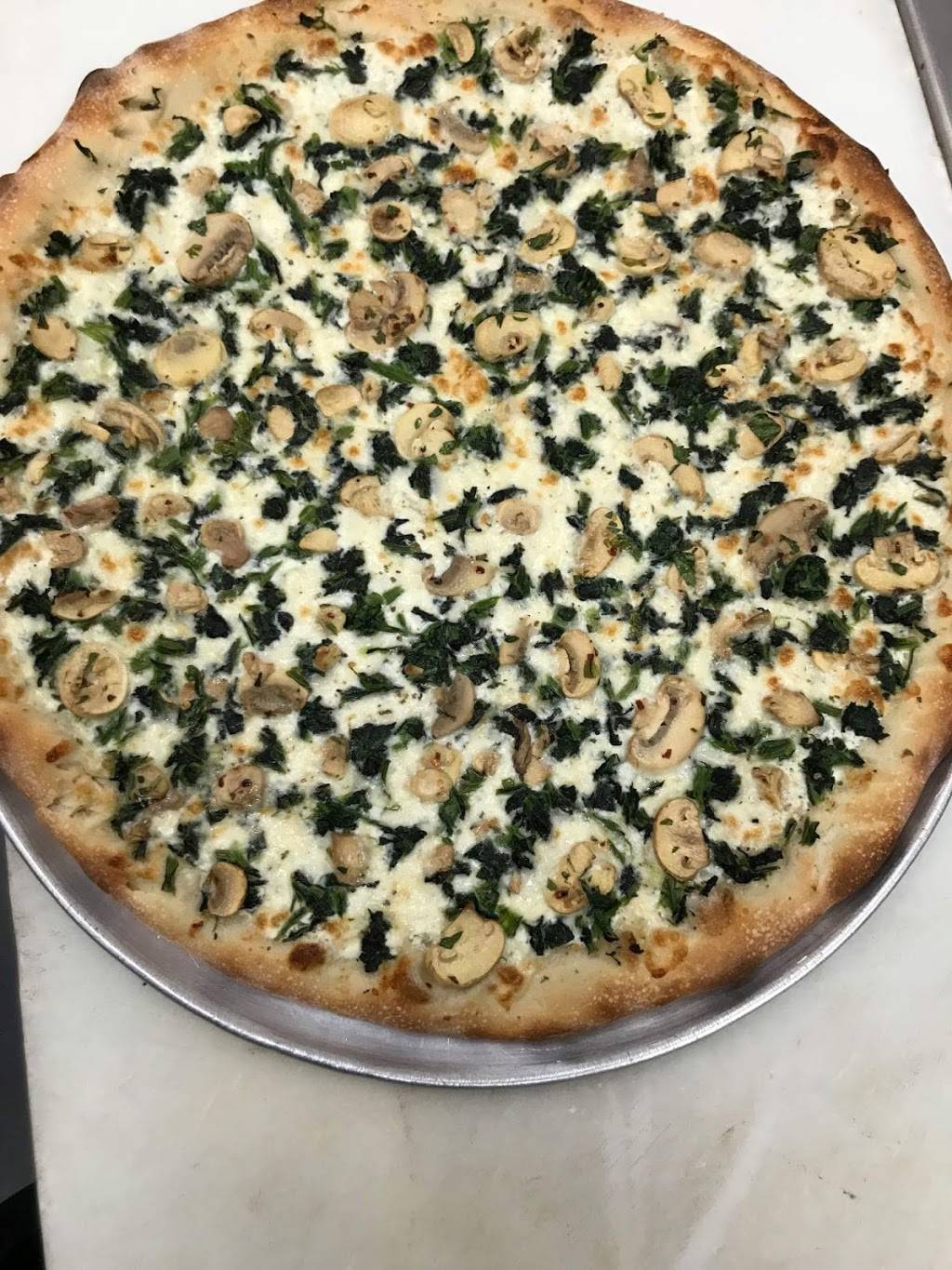 Arcadia Family Restaurant & Pizzeria | restaurant | 125 Millers Creek Dr, Winston-Salem, NC 27127, USA | 3367643300 OR +1 336-764-3300