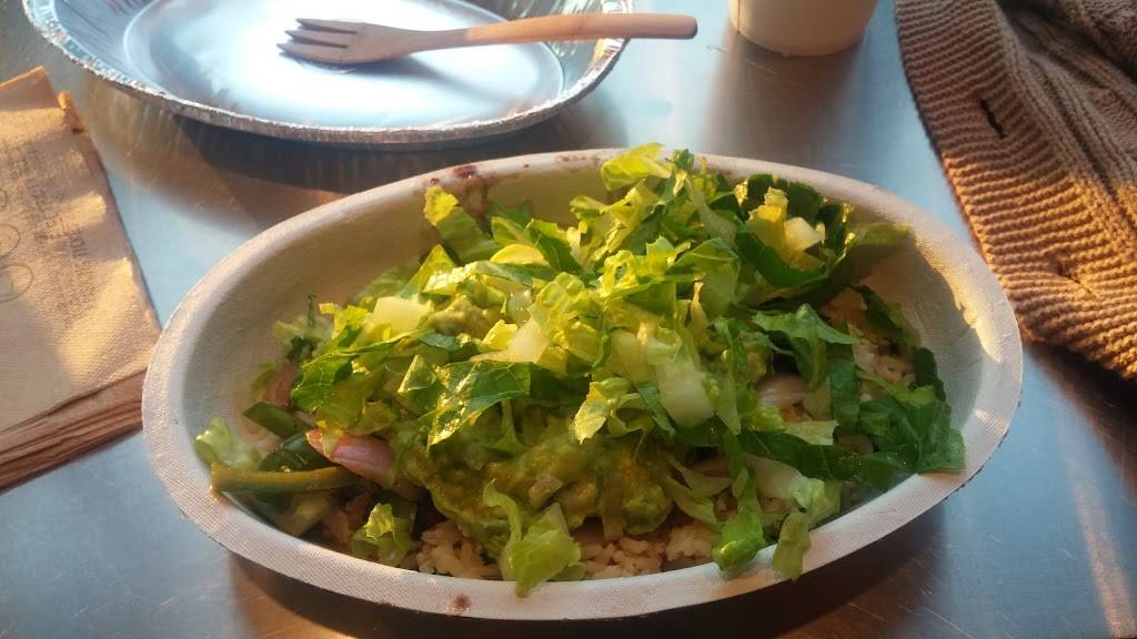 Chipotle Mexican Grill | restaurant | 575 Ritchie Hwy, Severna Park, MD 21146, USA | 4103159501 OR +1 410-315-9501