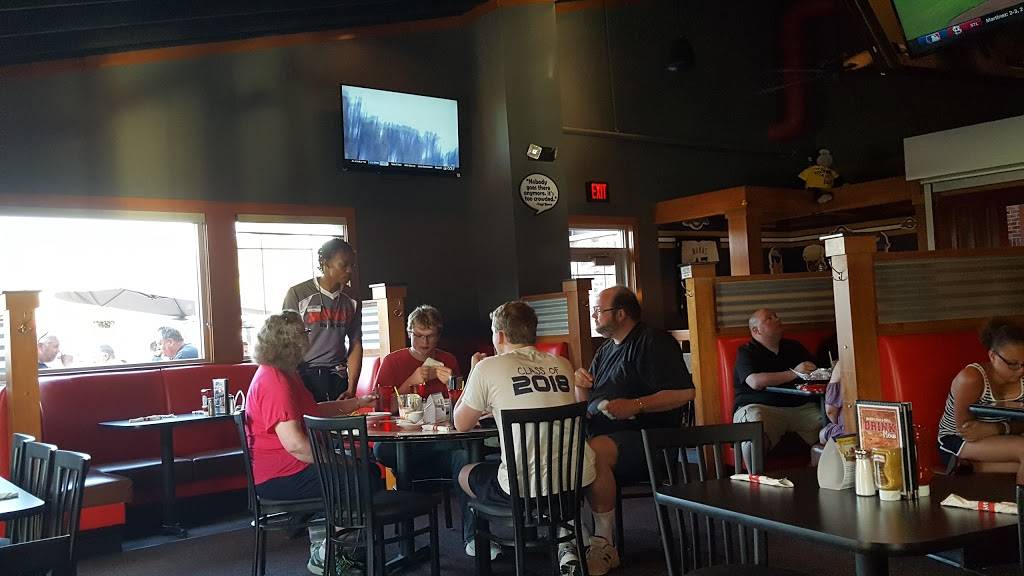 Monks Bar & Grill - Lake Delton | restaurant | 33 Hillman Rd, Lake Delton, WI 53940, USA | 6082546665 OR +1 608-254-6665