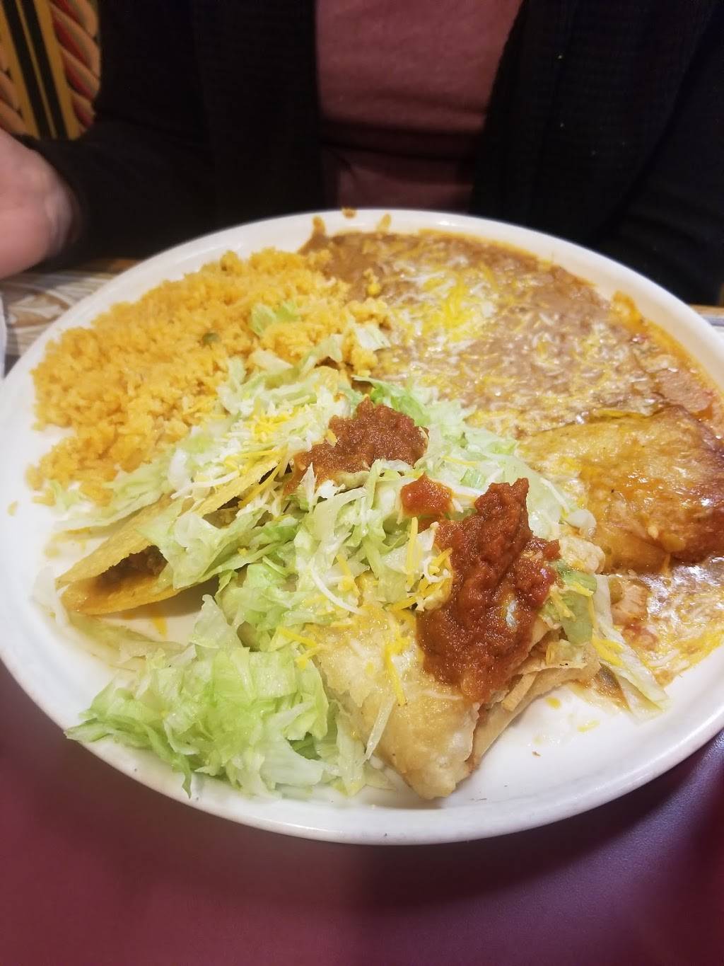 Los Jimadores | restaurant | 275 S 4th Ave, Brighton, CO 80601, USA | 3036370300 OR +1 303-637-0300