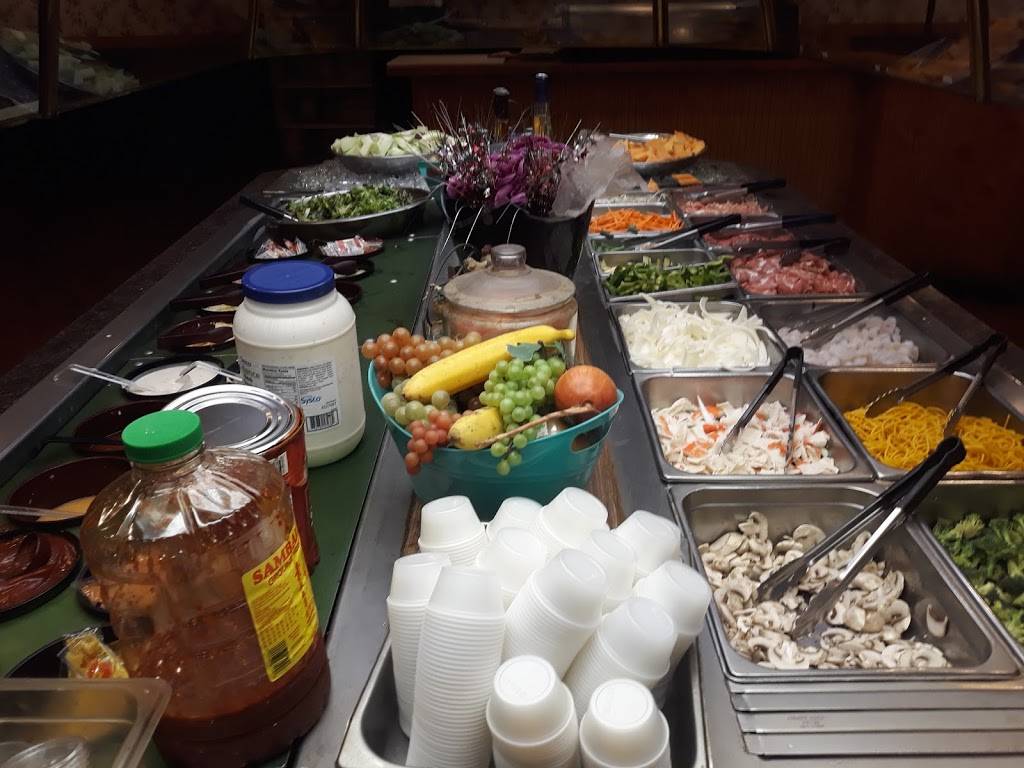 King Buffet | restaurant | 3678 Ridgeway Rd, Memphis, TN 38115, USA | 9013600988 OR +1 901-360-0988