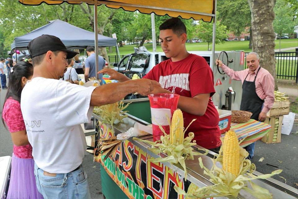 The Corn Guys | restaurant | 9002 Bergenline Ave, North Bergen, NJ 07047, USA | 2015386555 OR +1 201-538-6555