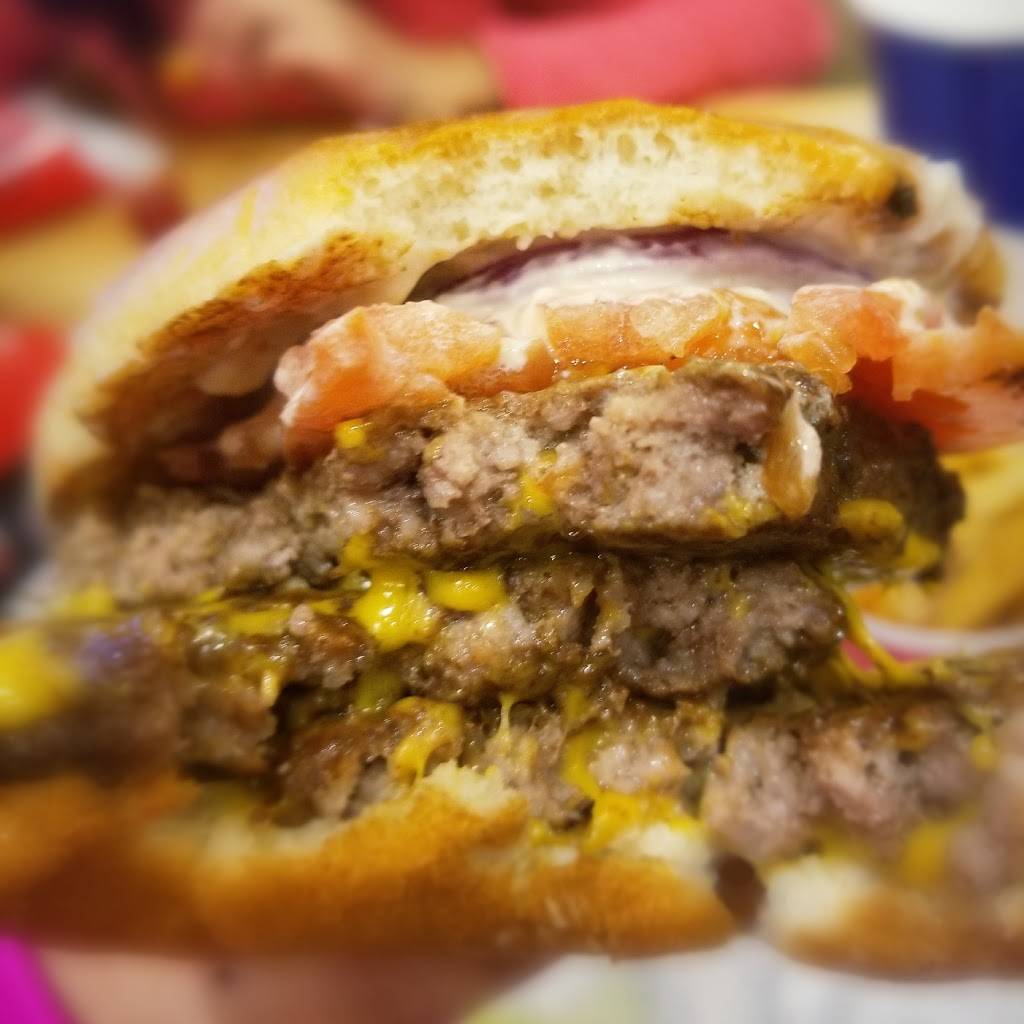 Wendys | restaurant | 403 E Nifong Blvd, Columbia, MO 65203, USA | 5734429404 OR +1 573-442-9404