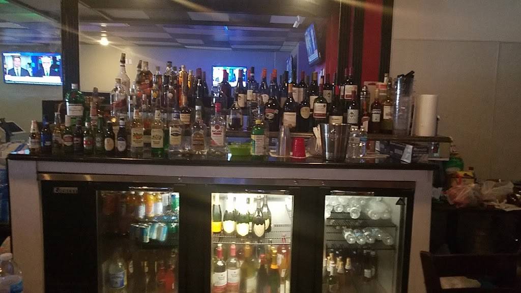 Kings View Lounge & Cafe | restaurant | 9511 Southwest Fwy, Houston, TX 77074, USA | 2815019513 OR +1 281-501-9513