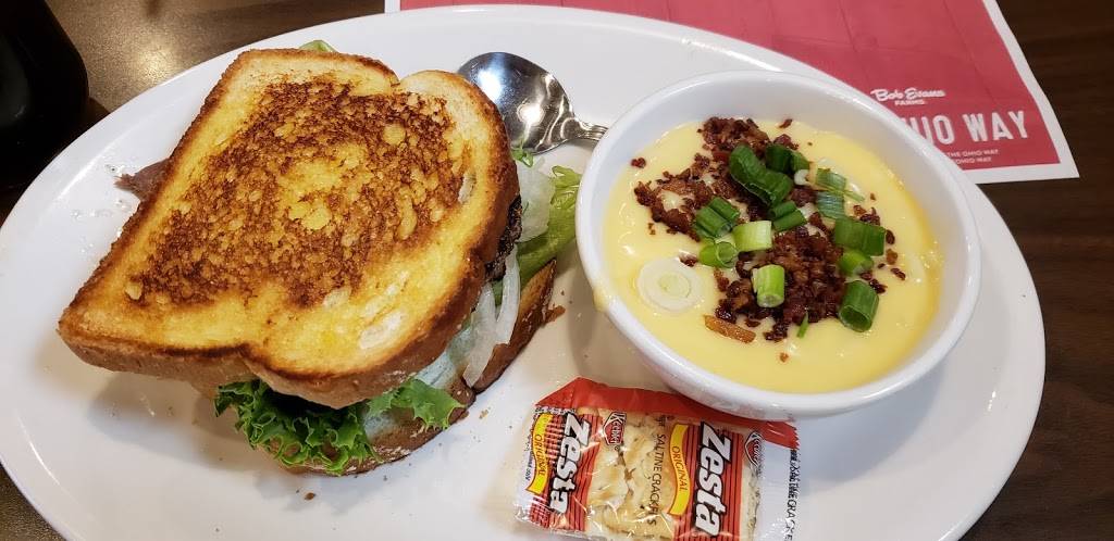 Bob Evans | restaurant | 400 Devon Pl, Kent, OH 44240, USA | 3306739608 OR +1 330-673-9608