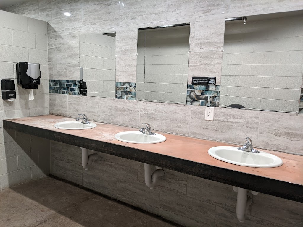 A&W Restaurant | restaurant | 6640 N Viewpoint Dr, Prescott Valley, AZ 86315, USA | 9283508132 OR +1 928-350-8132