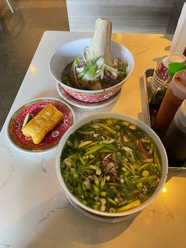 Sit Lo Saigon | restaurant | 424 G St, Davis, CA 95616, USA | 5302315643 OR +1 530-231-5643