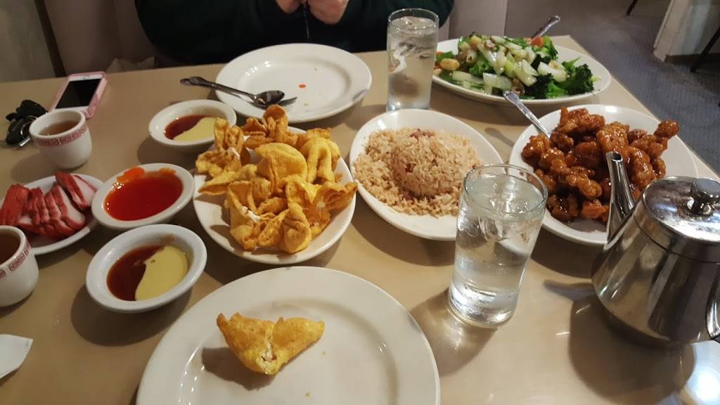 Rainbow Dragon Restaurant | restaurant | 12840 SE Stark St, Portland, OR 97233, USA | 5032536268 OR +1 503-253-6268