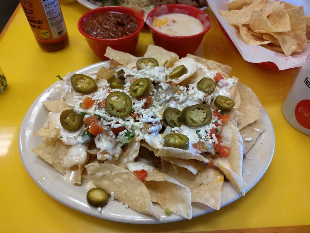 Fuzzys Taco Shop | restaurant | 600 Byron Nelson Blvd #100, Roanoke, TX 76262, USA | 8174912424 OR +1 817-491-2424