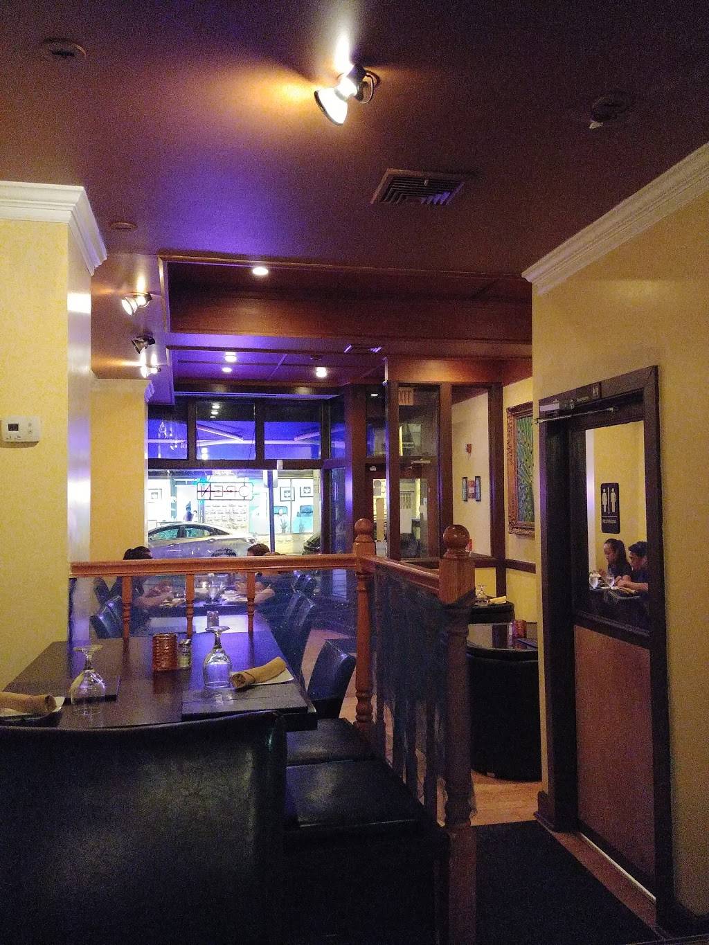 Laxmis Indian Grille - Manayunk | restaurant | 4425 Main St, Philadelphia, PA 19127, USA | 2155082120 OR +1 215-508-2120