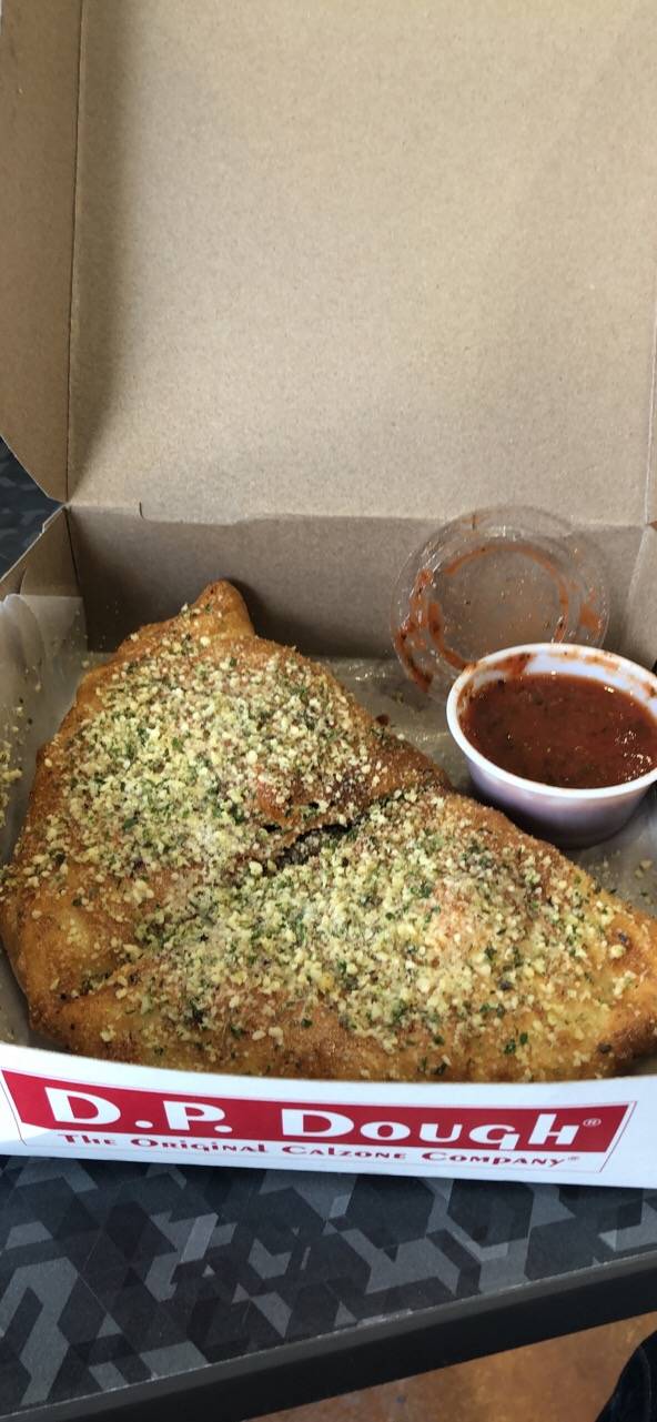 D.P. Dough | restaurant | 1515 E North Ave, Milwaukee, WI 53202, USA | 4147750555 OR +1 414-775-0555