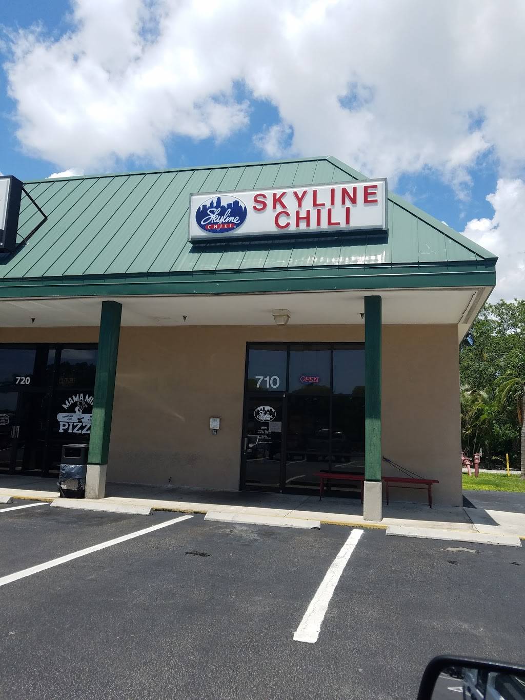 Skyline Chili | restaurant | 710 9th St N, Naples, FL 34102, USA | 2396495665 OR +1 239-649-5665