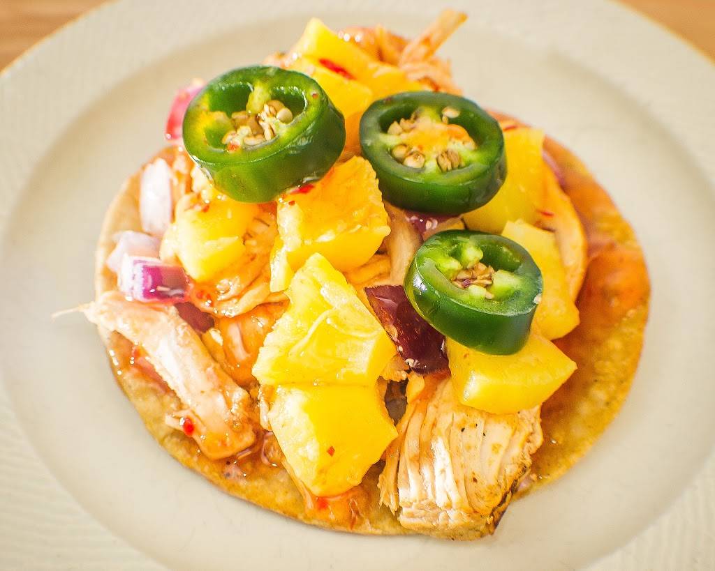 Love Taco | restaurant | 109 E 51st St, Chicago, IL 60615, USA | 3126509635 OR +1 312-650-9635