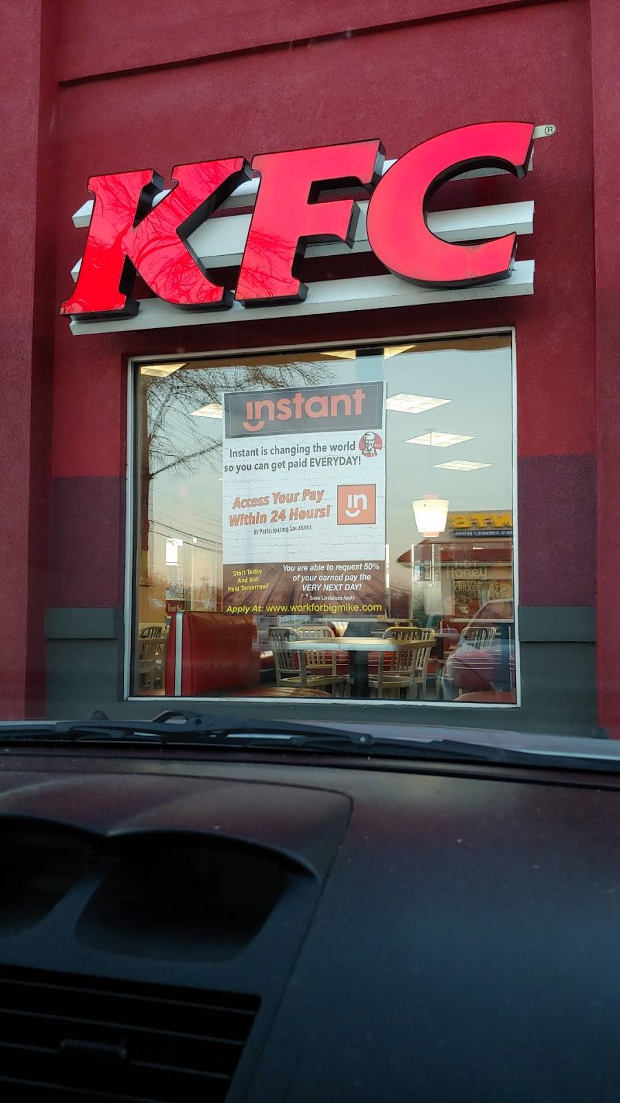 KFC | restaurant | 9010 S Tryon St, Charlotte, NC 28273, USA | 7045883117 OR +1 704-588-3117
