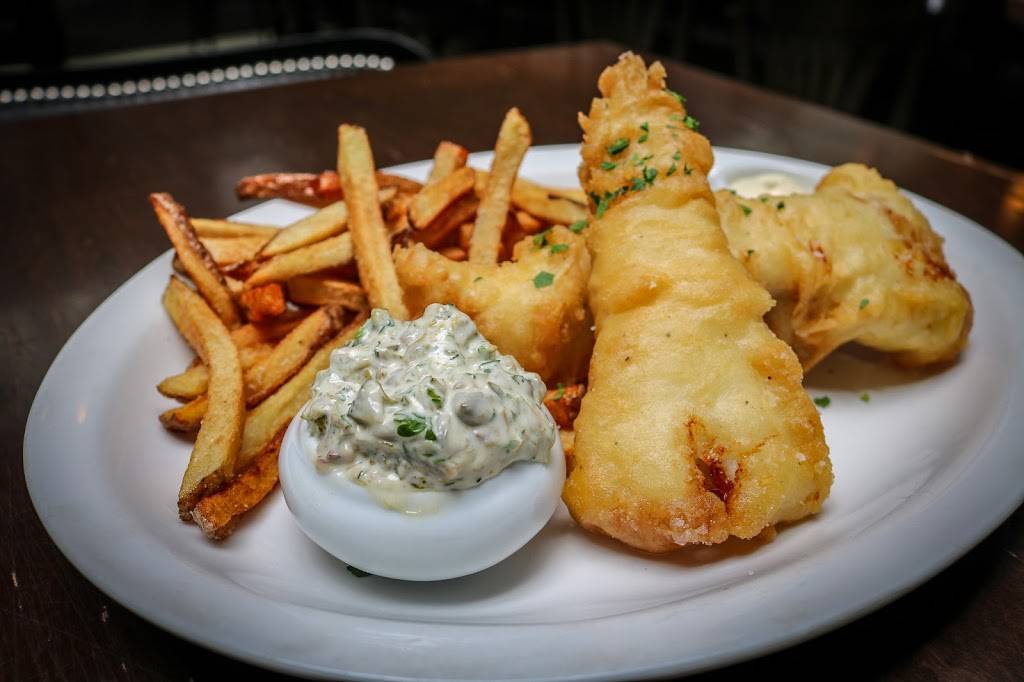 Carens Rosedale | restaurant | 1118 Yonge St, Toronto, ON M4W 2L6, Canada | 6473528111 OR +1 647-352-8111