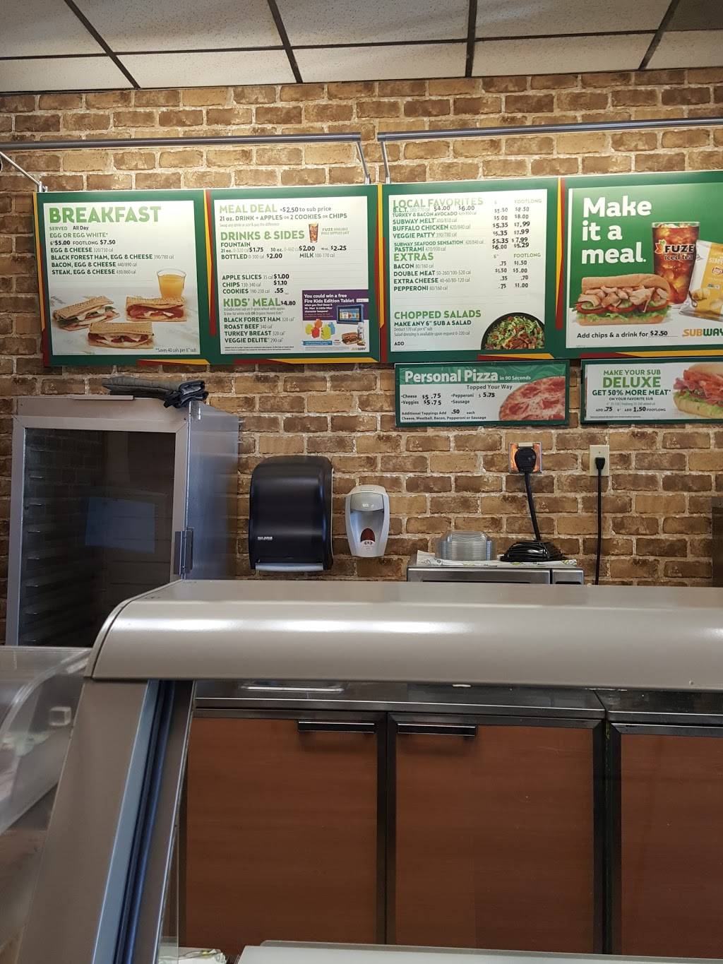 Subway | restaurant | 1345 Barnum Ave, Stratford, CT 06615, USA | 2033757778 OR +1 203-375-7778