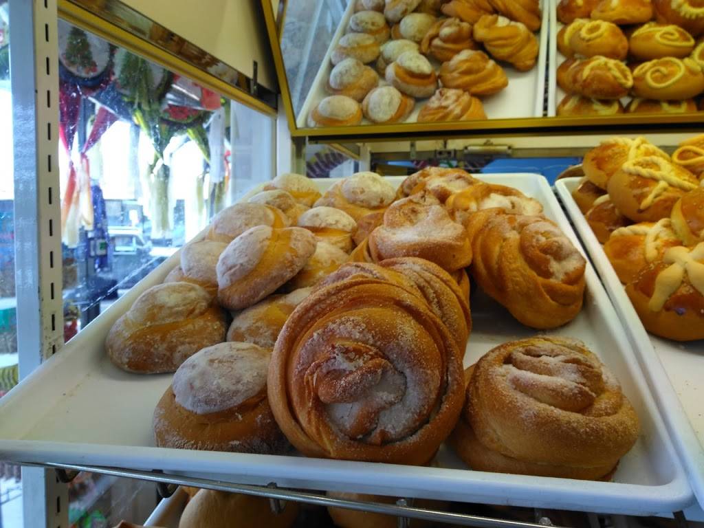 Los Chapines Restaurant | restaurant | 2055 SE Tualatin Valley Hwy, Hillsboro, OR 97123, USA | 5036408018 OR +1 503-640-8018