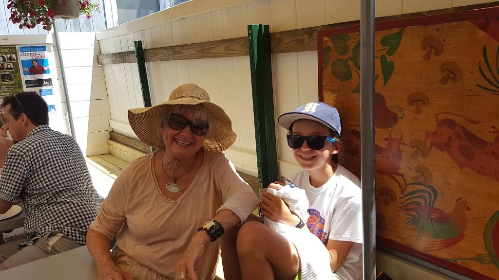 Mojos | restaurant | 5 Ryder St Ext, Provincetown, MA 02657, USA | 5084873140 OR +1 508-487-3140