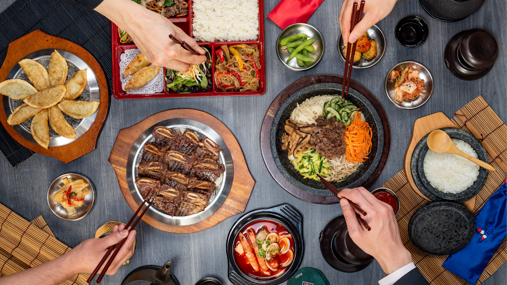 SGD DUBU SO GONG DONG NILES. | restaurant | Mart Food court, 801 Civic Center Dr 114 H, Niles, IL 60714, USA | 8473246891 OR +1 847-324-6891