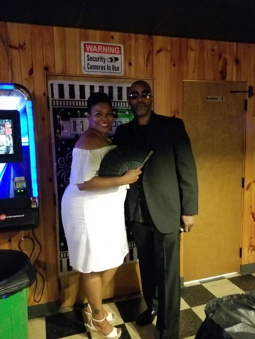 Route 66 Kitchen | restaurant | 406 N Westwood Ave, Toledo, OH 43607, USA | 4195313827 OR +1 419-531-3827