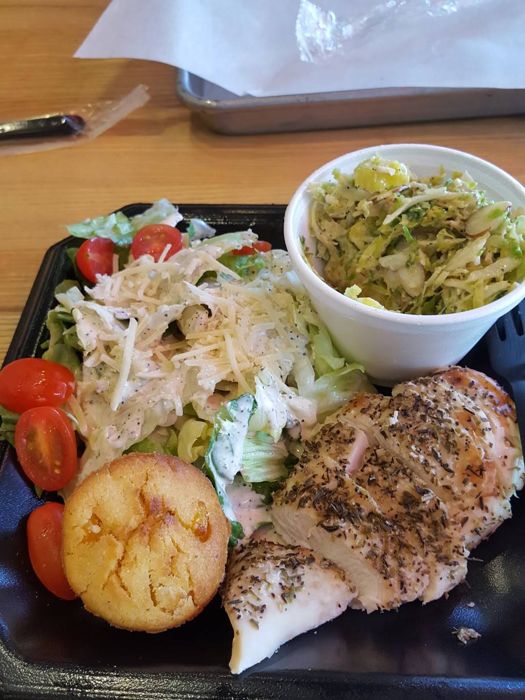 Miss Dots | restaurant | 49 Church St, Mountain Brook, AL 35213, USA | 2057392232 OR +1 205-739-2232