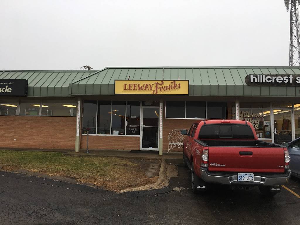 Leeway Franks | restaurant | 935 Iowa St, Lawrence, KS 66044, USA | 7858560890 OR +1 785-856-0890